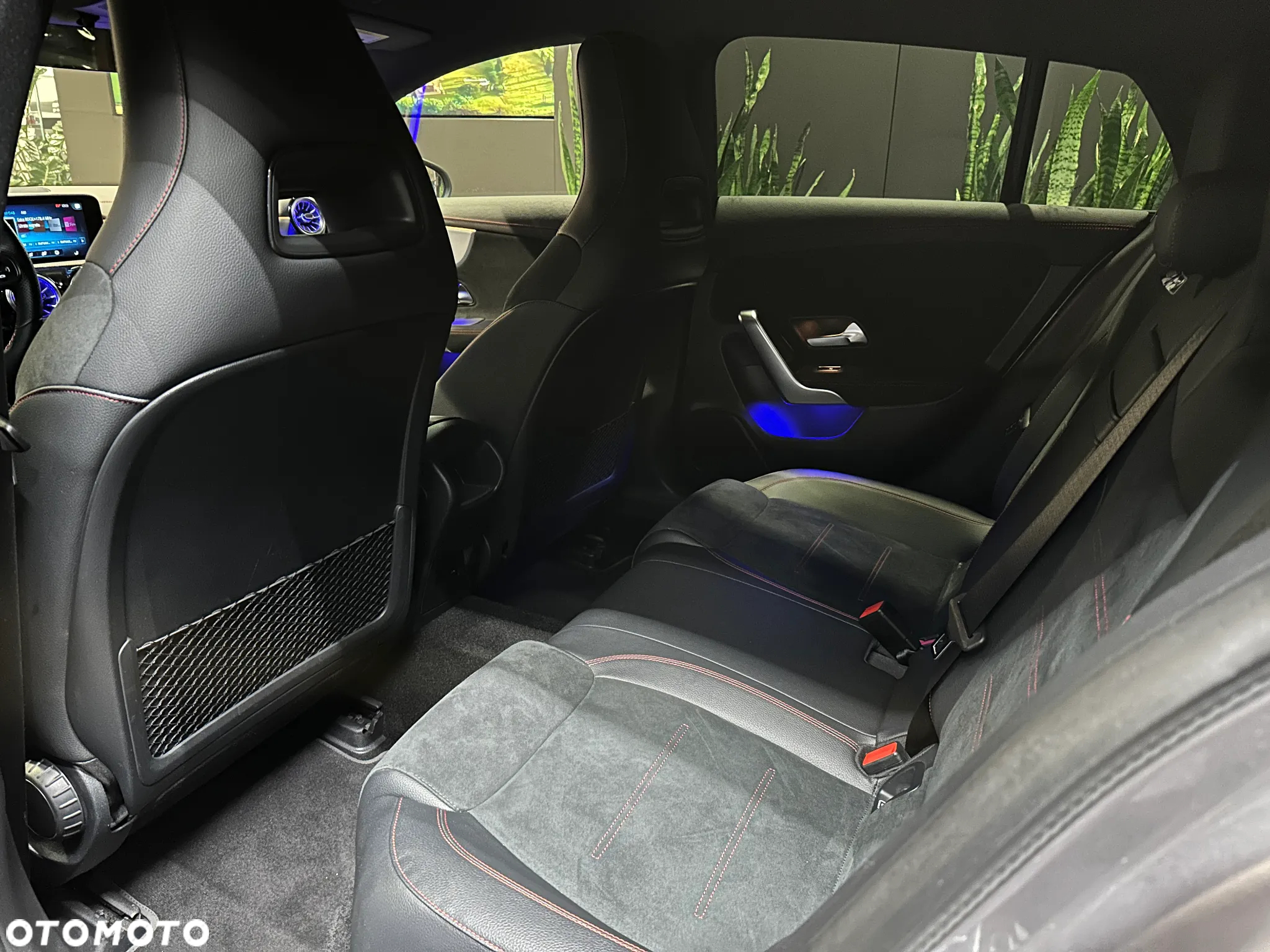 Mercedes-Benz CLA 250 E AMG Line 8G-DCT - 12