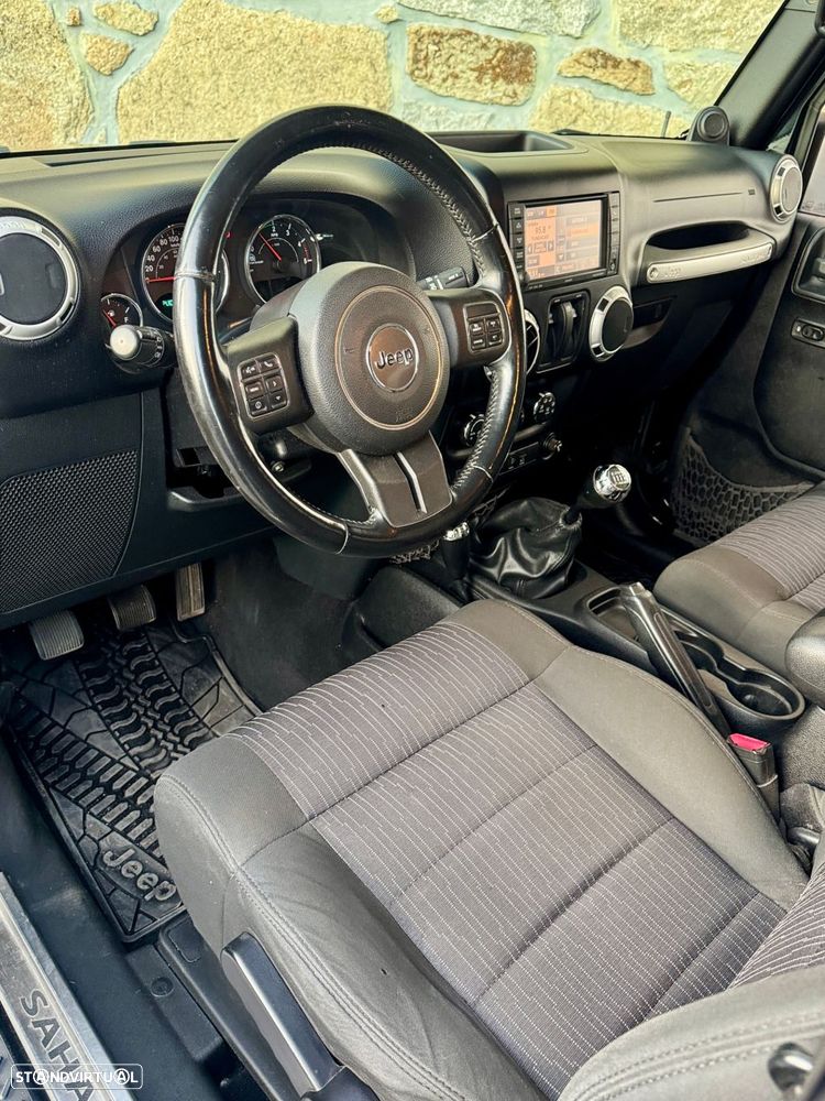 Jeep Wrangler - 19