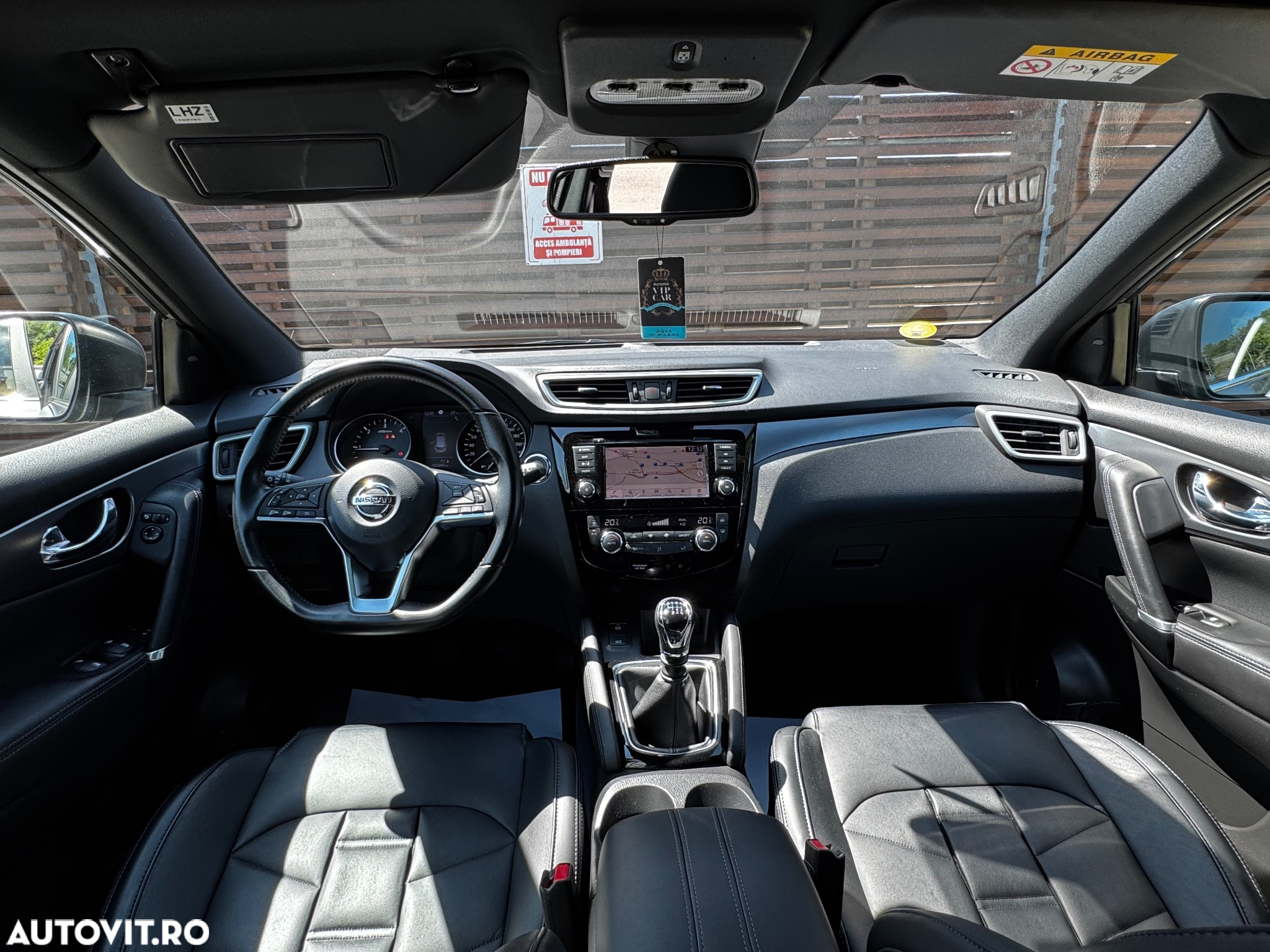 Nissan Qashqai 1.7 dCi TEKNA+ - 31