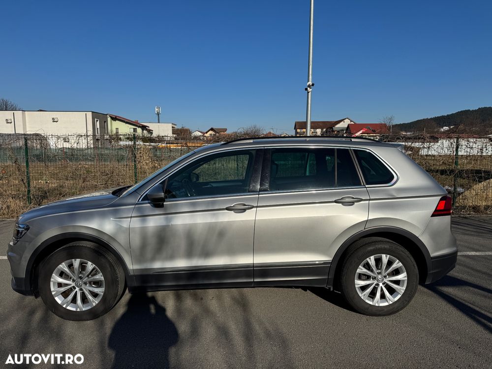 Volkswagen Tiguan 2.0 TDI 4Mot Comfortline - 4