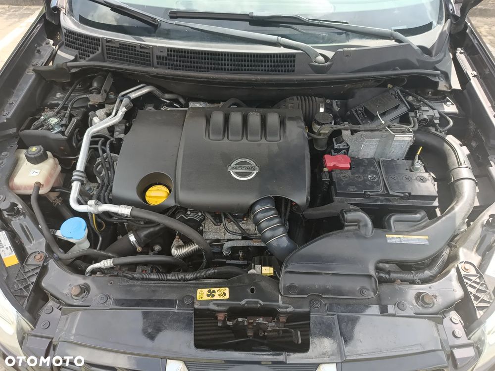 Nissan Qashqai 2.0 dCi DPF tekna - 15