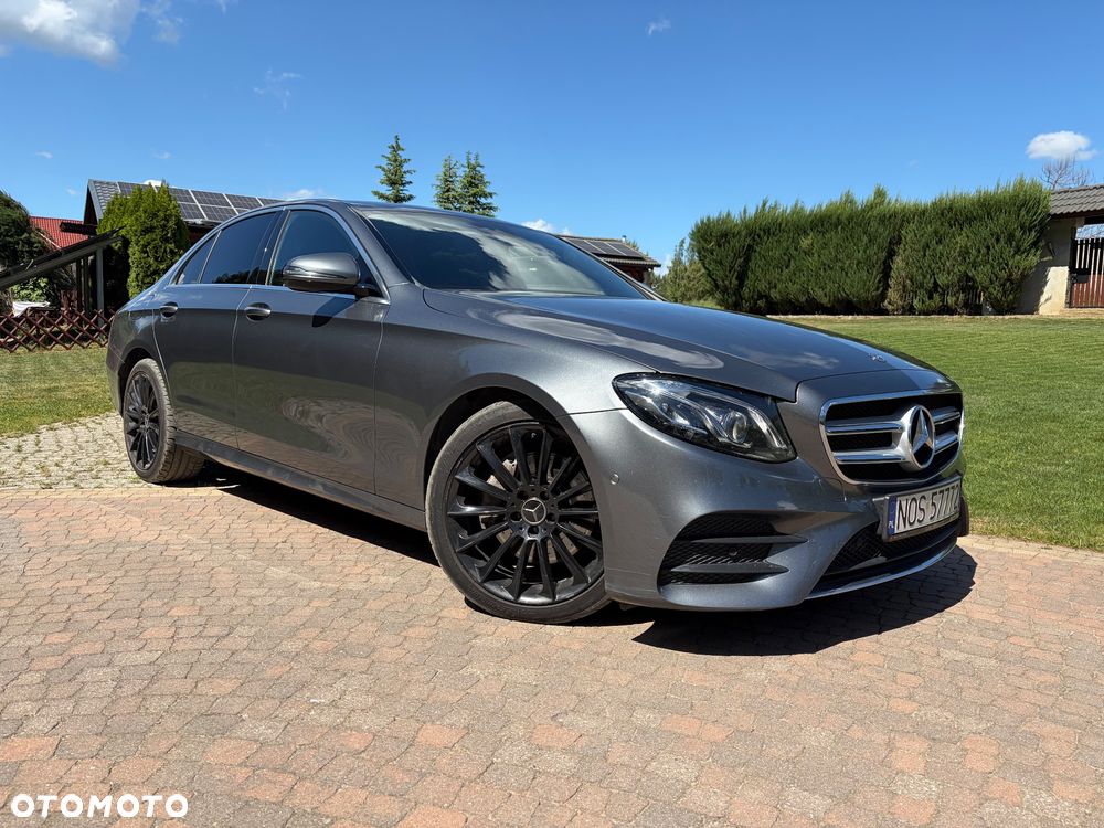Mercedes-Benz Klasa E 220 d 4-Matic 9G-TRONIC - 2