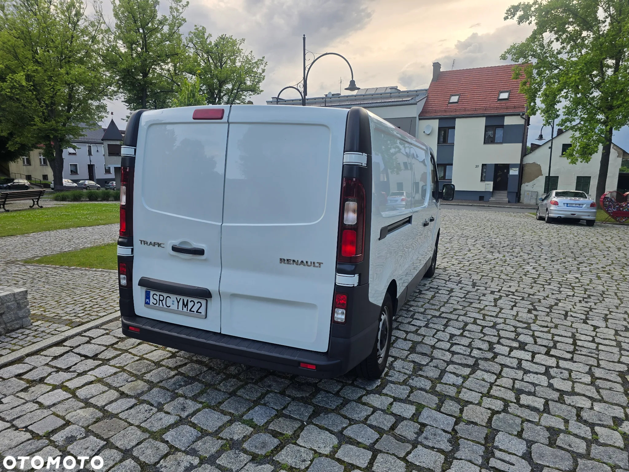 Renault Trafic - 9