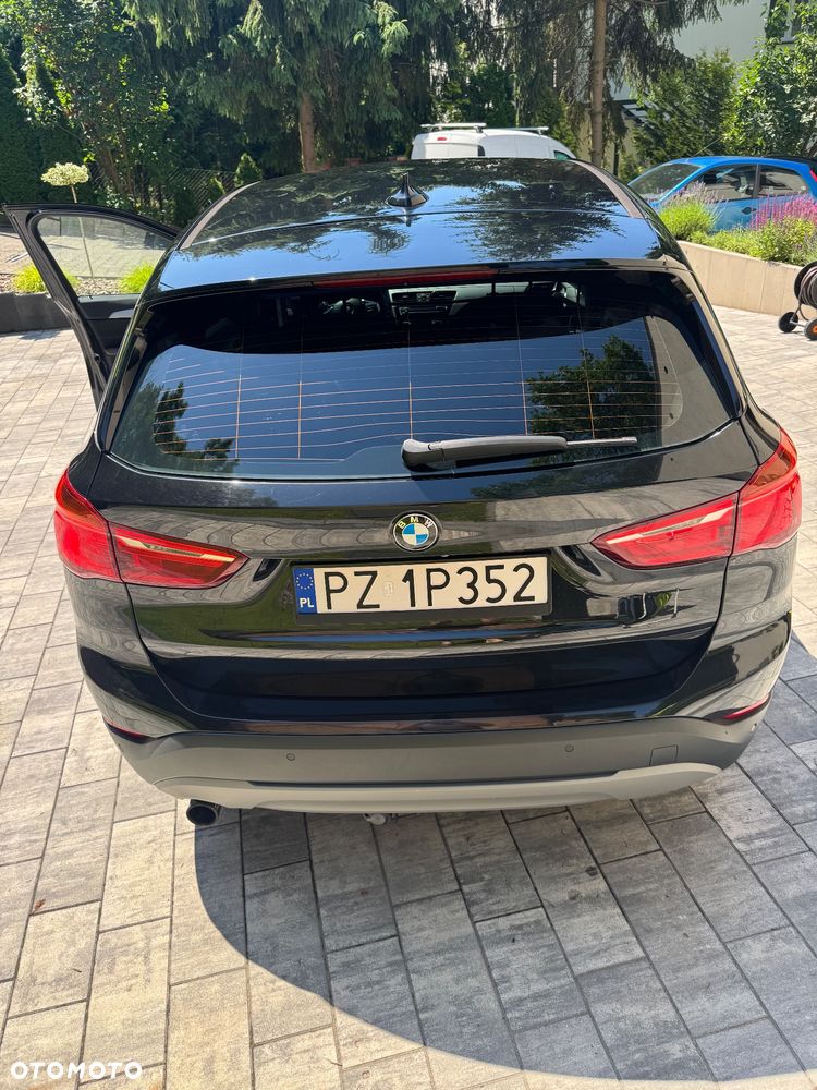 BMW X1 xDrive18d Sport - 15