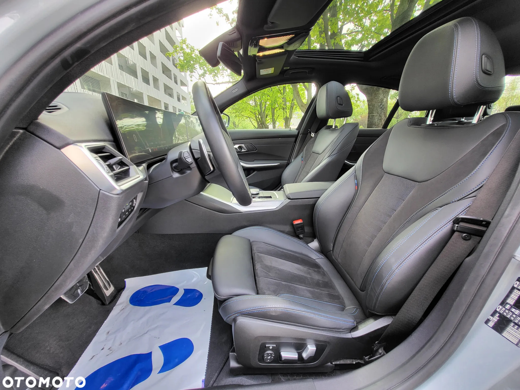 BMW Seria 3 320d M Sport - 5