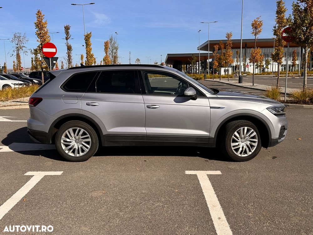 Volkswagen Touareg - 12