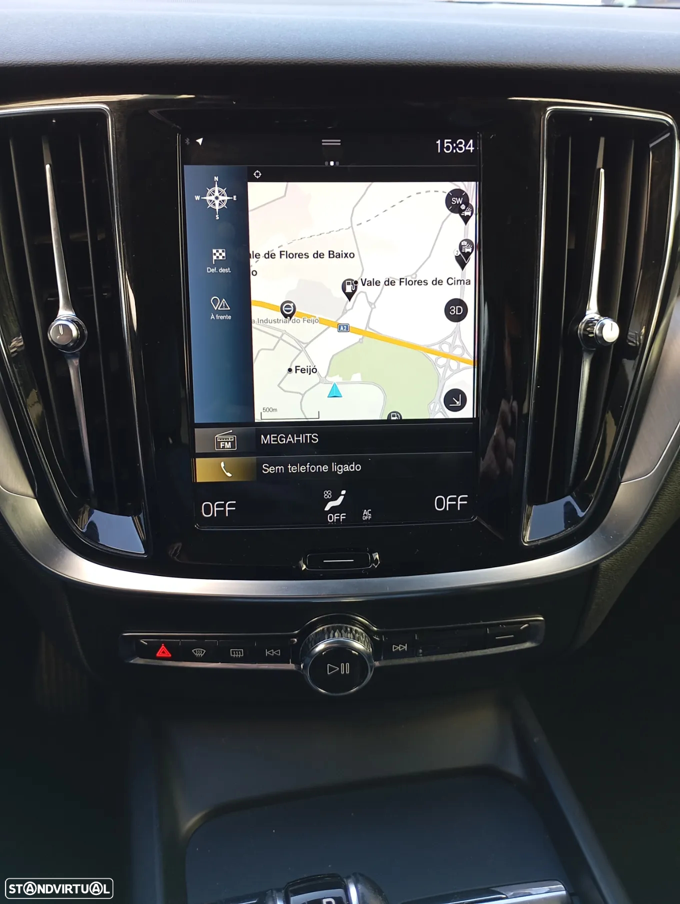 Volvo V60 2.0 D3 Momentum Geartronic - 13