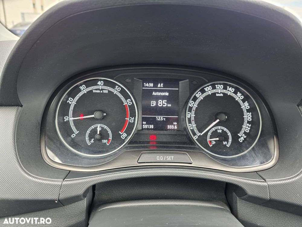 Skoda Fabia - 8