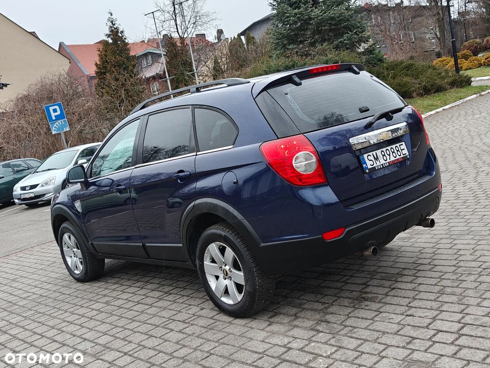 Chevrolet Captiva 2.4 2WD 7 Sitzer LS - 17