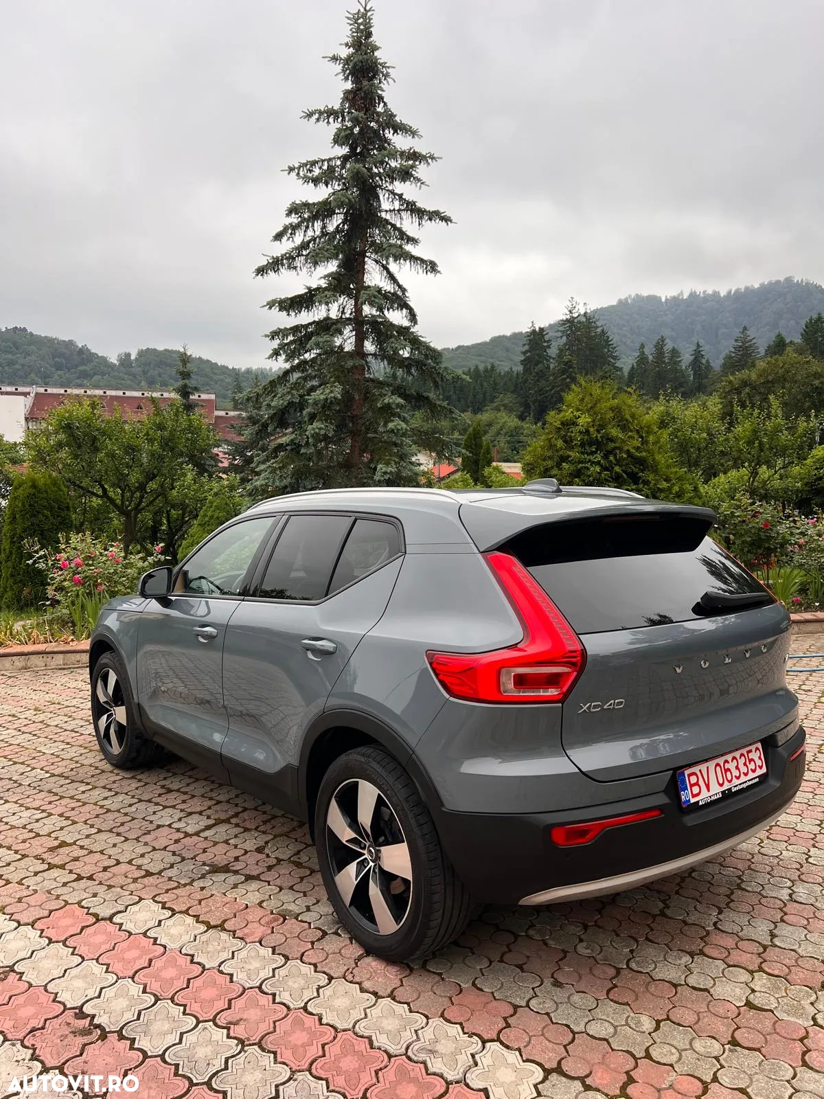 Volvo XC 40 T4 AWD Geartronic Momentum Pro - 6