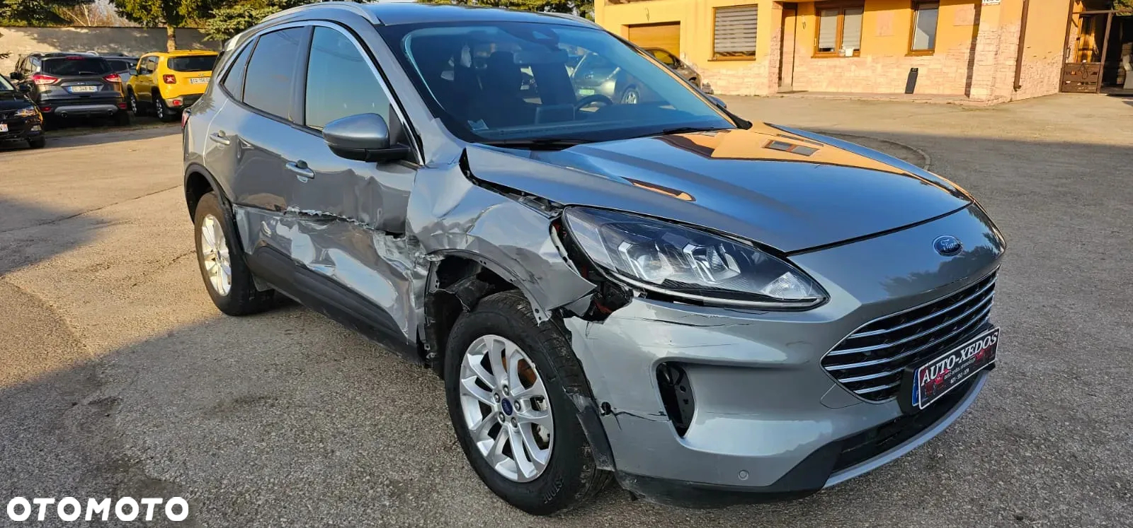 Ford Kuga 2.5 Duratec FHEV ACTIVE - 2