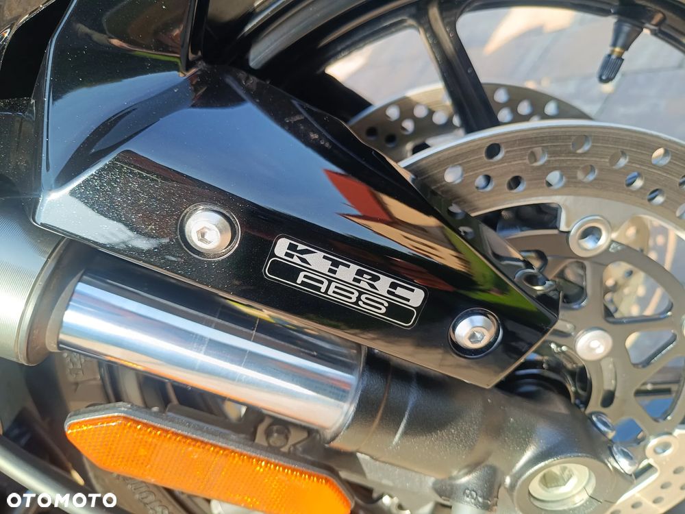 Kawasaki Ninja 1000 SX - 16