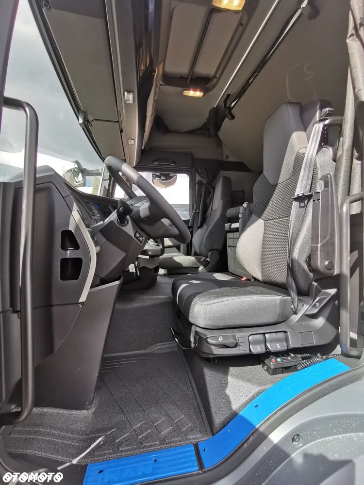 MAN MAN TGL 12.250 4X2 BL CH - 10