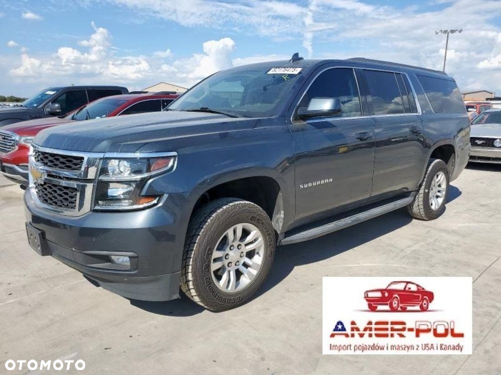 Chevrolet Suburban - 1