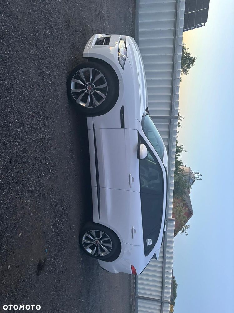 Jaguar F-Pace 20d R-Sport - 3