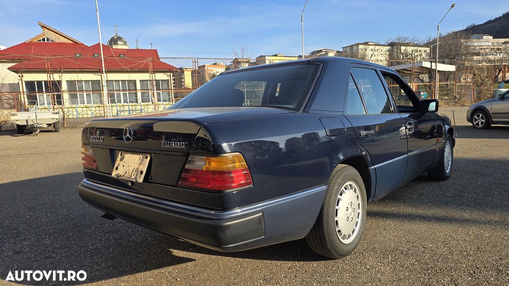 Mercedes-Benz W124 - 2