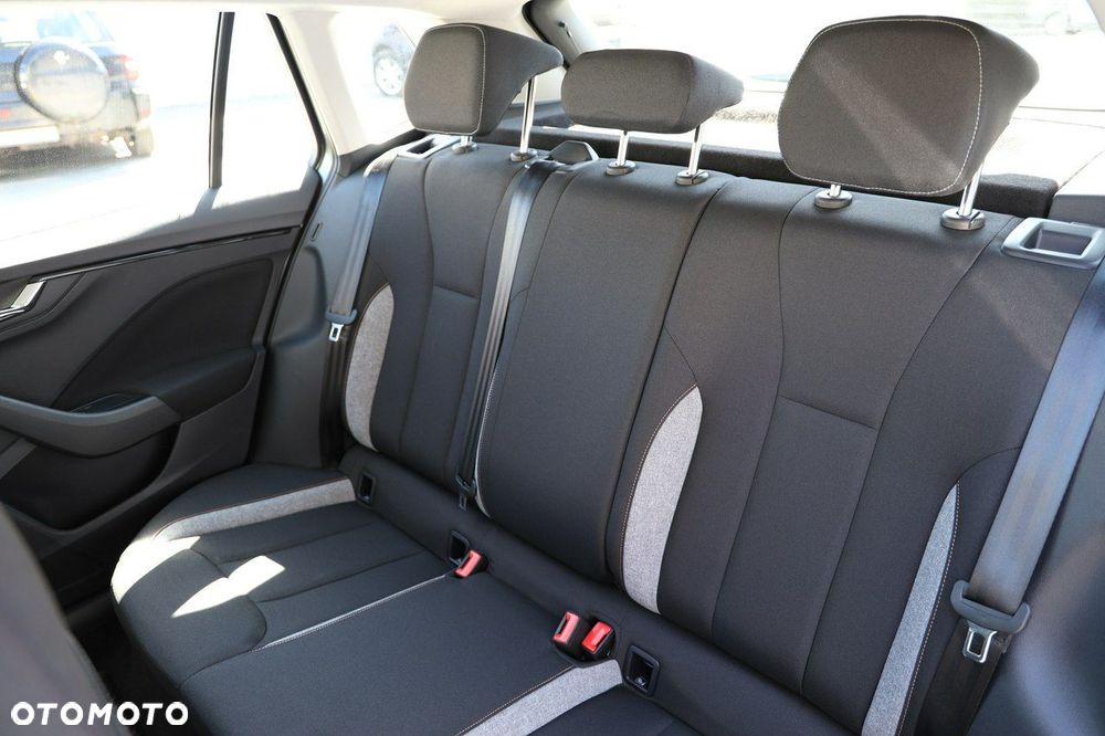 Skoda Kamiq 1.0 TSI Selection - 28