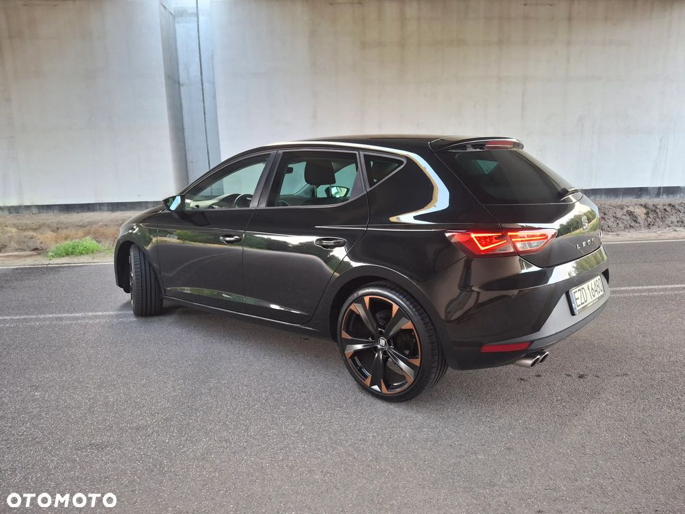 Seat Leon 2.0 TDI DPF Start&Stop FR - 32