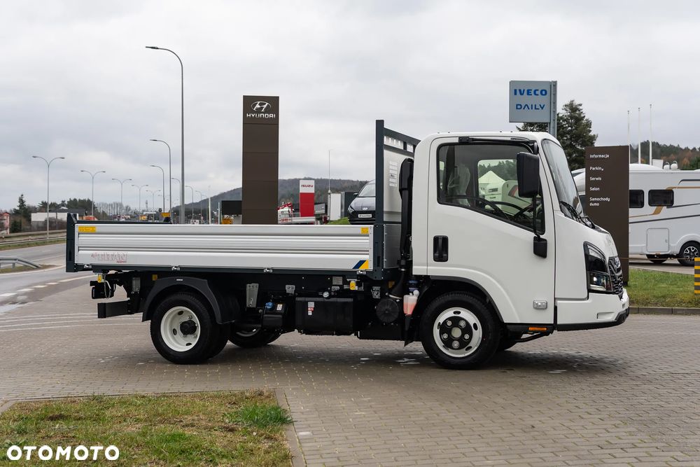 Isuzu M27 Gen2 wywrot 3stronny - 9