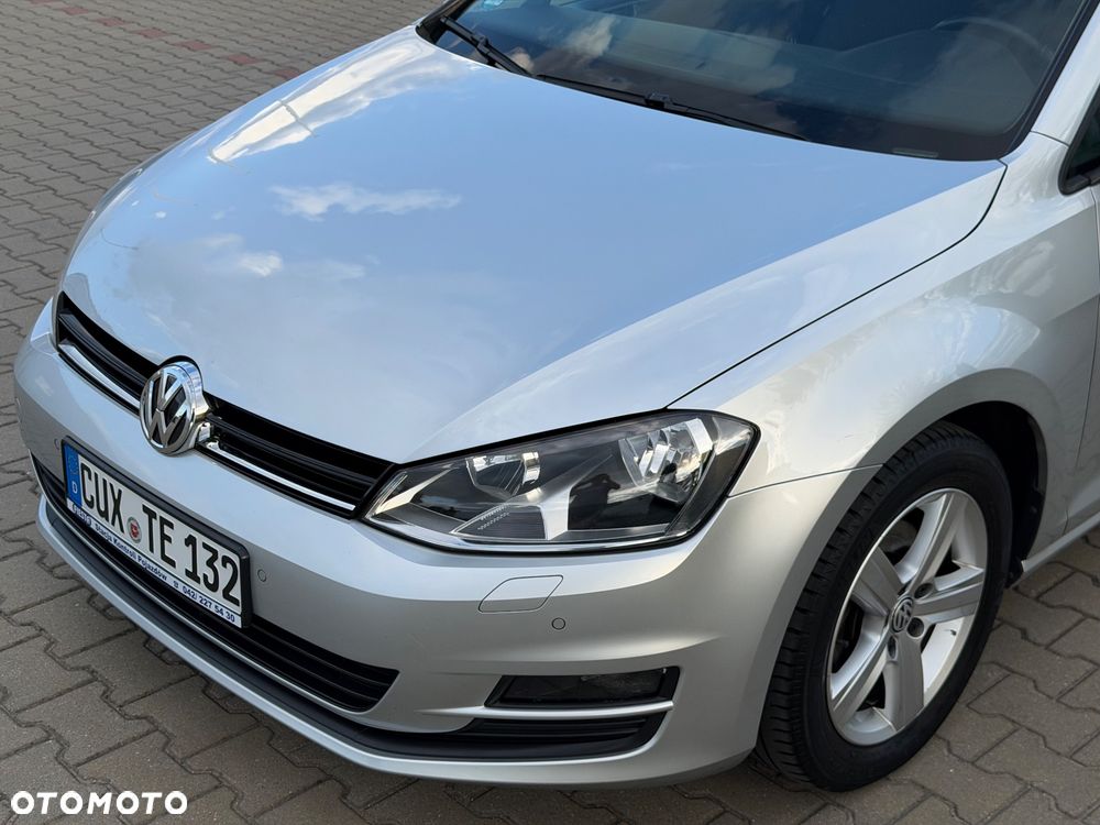 Volkswagen Golf 1.6 TDI DPF Highline - 10