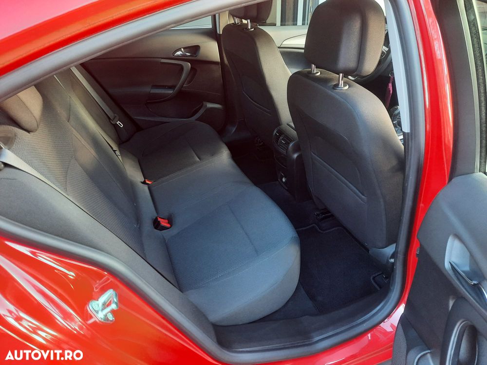 Opel Astra 1.4 Turbo ECOTEC Cosmo - 13