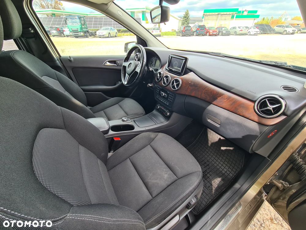 Mercedes-Benz Klasa B 180 CDI 7G-DCT - 21