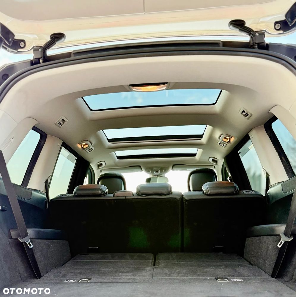 Mercedes-Benz GL - 17