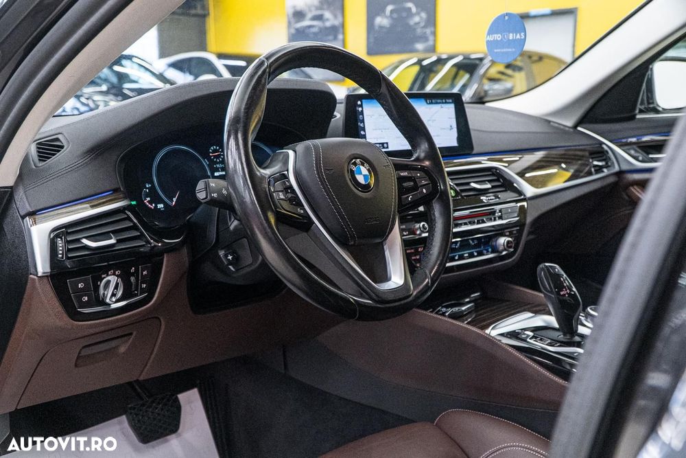 BMW Seria 5 530e iPerformance Aut. Luxury Line - 6