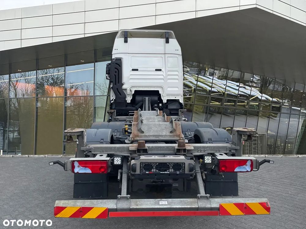 MAN TGX 26.520 6x2-2 LL CH - 6