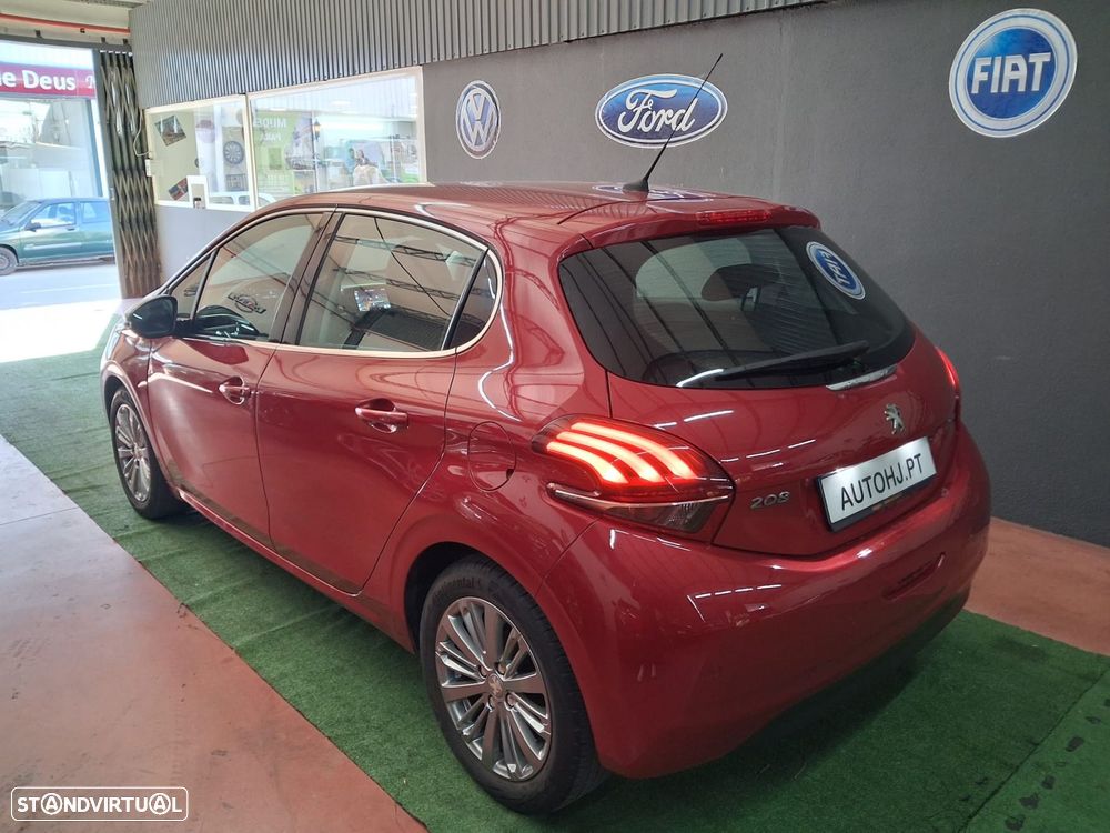 Peugeot 208 1.2 PureTech Style - 6