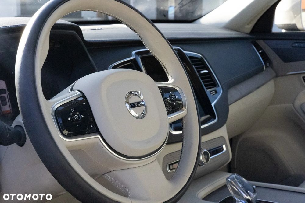 Volvo XC 90 B5 B AWD Ultra Bright - 2