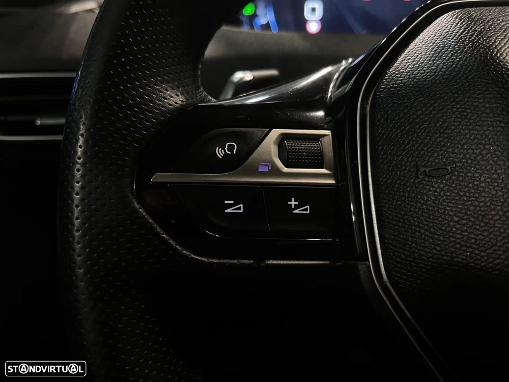Peugeot 3008 1.5 BlueHDi GT Line EAT8 - 24