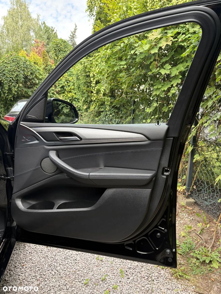 BMW X3 xDrive20d - 33