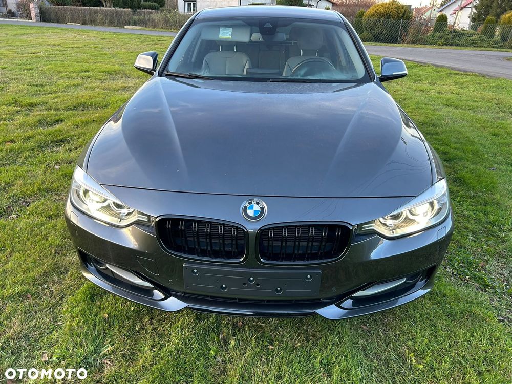 BMW Seria 3 330d Touring Sport Line - 5