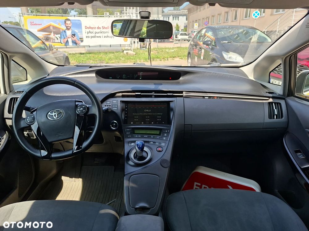 Toyota Prius - 16