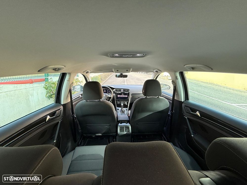 VW Golf Variant 1.6 TDi Highline DSG - 50