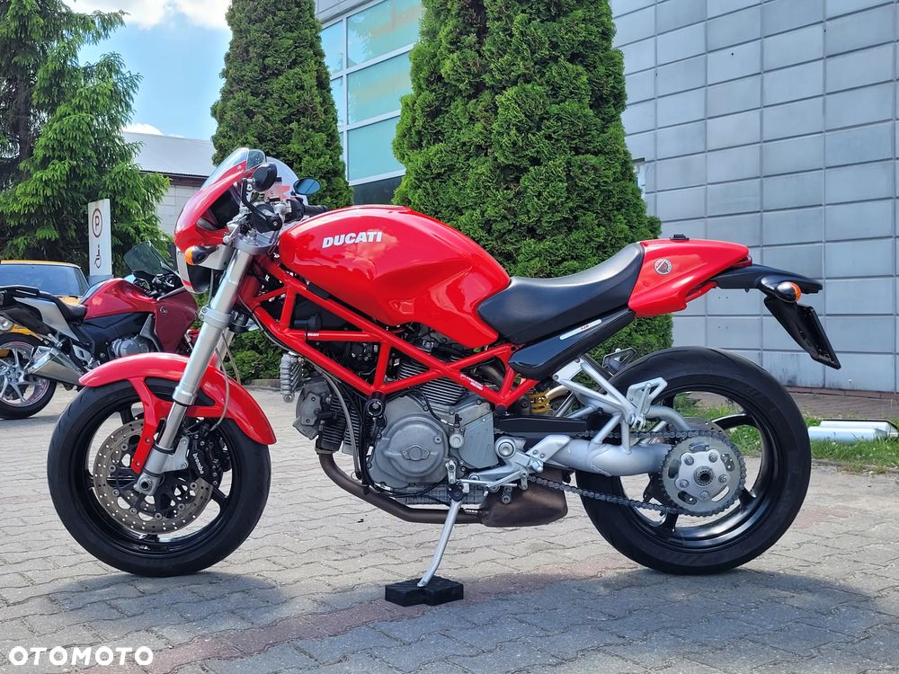 Ducati Monster - 10
