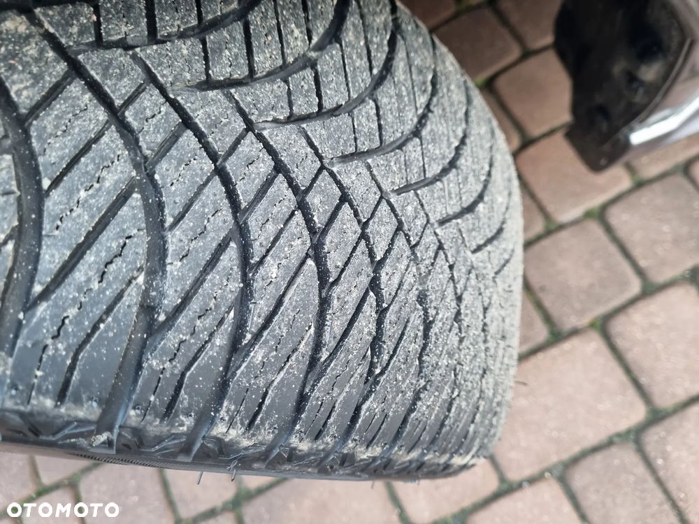 Mitsubishi Lancer - 7