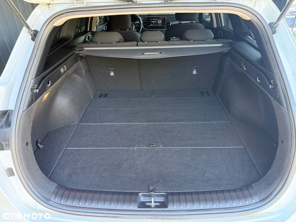 Kia Ceed 1.0 T-GDI M - 10