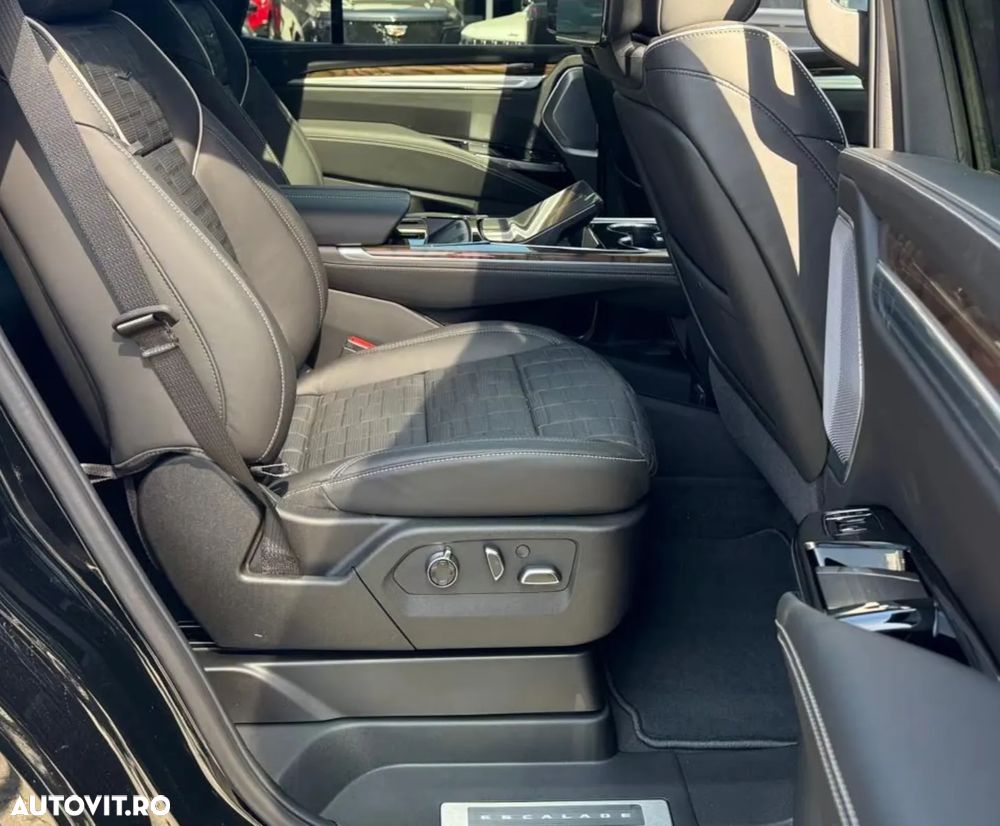 Cadillac Escalade - 13