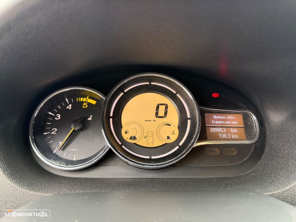 Renault Mégane Sport Tourer 1.5 dCi Dynamique SS - 10