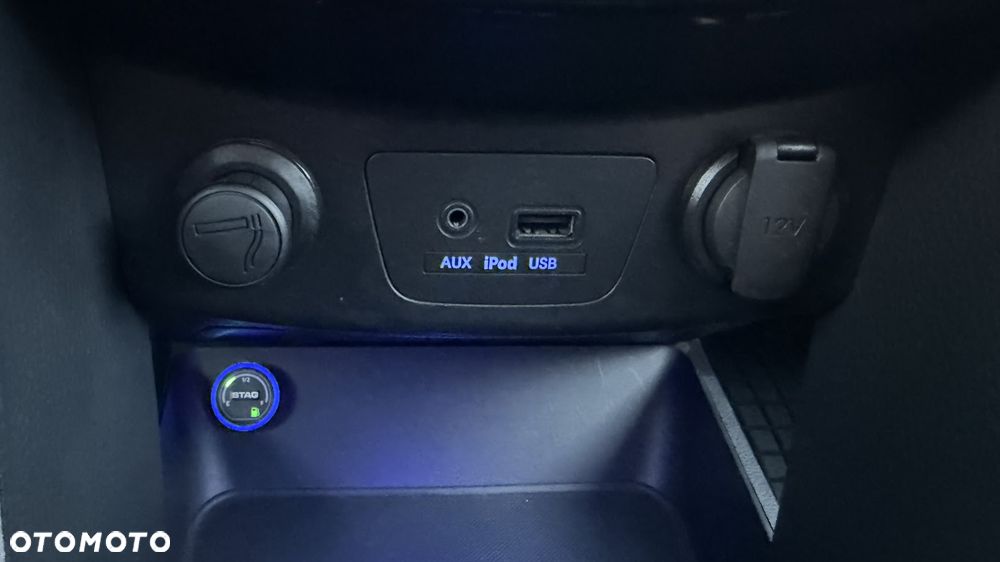 Hyundai i30 1.4 Base - 11