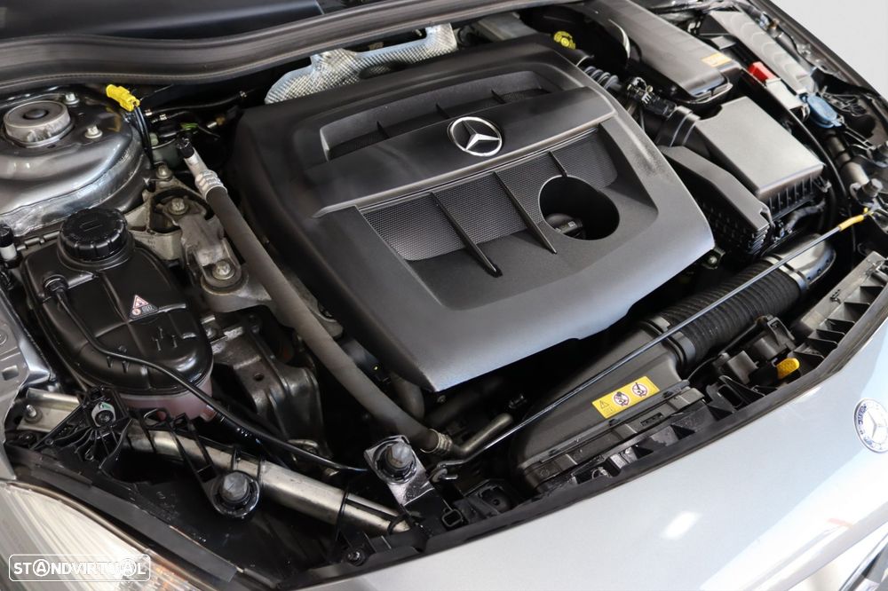 Mercedes-Benz A 180 CDI (BlueEFFICIENCY) Urban - 15