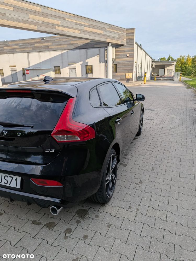 Volvo V40 D3 R-Design Summum - 5