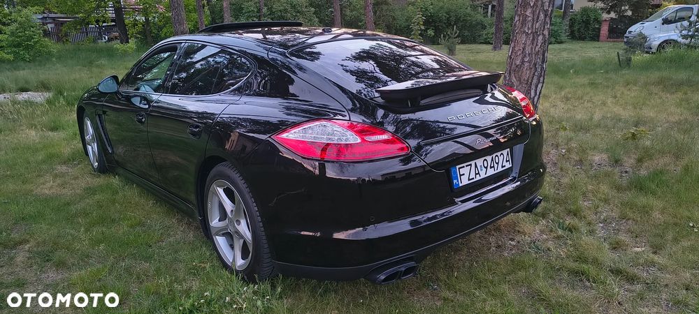 Porsche Panamera Platinum Edition PDK - 5