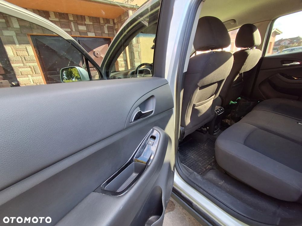 Chevrolet Orlando 1.8 LS - 25