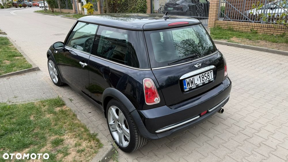 MINI ONE Standard - 12