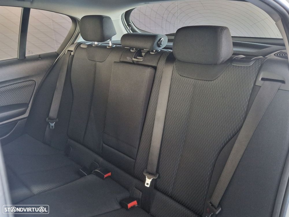 BMW 116 d EDynamics Advantage - 12