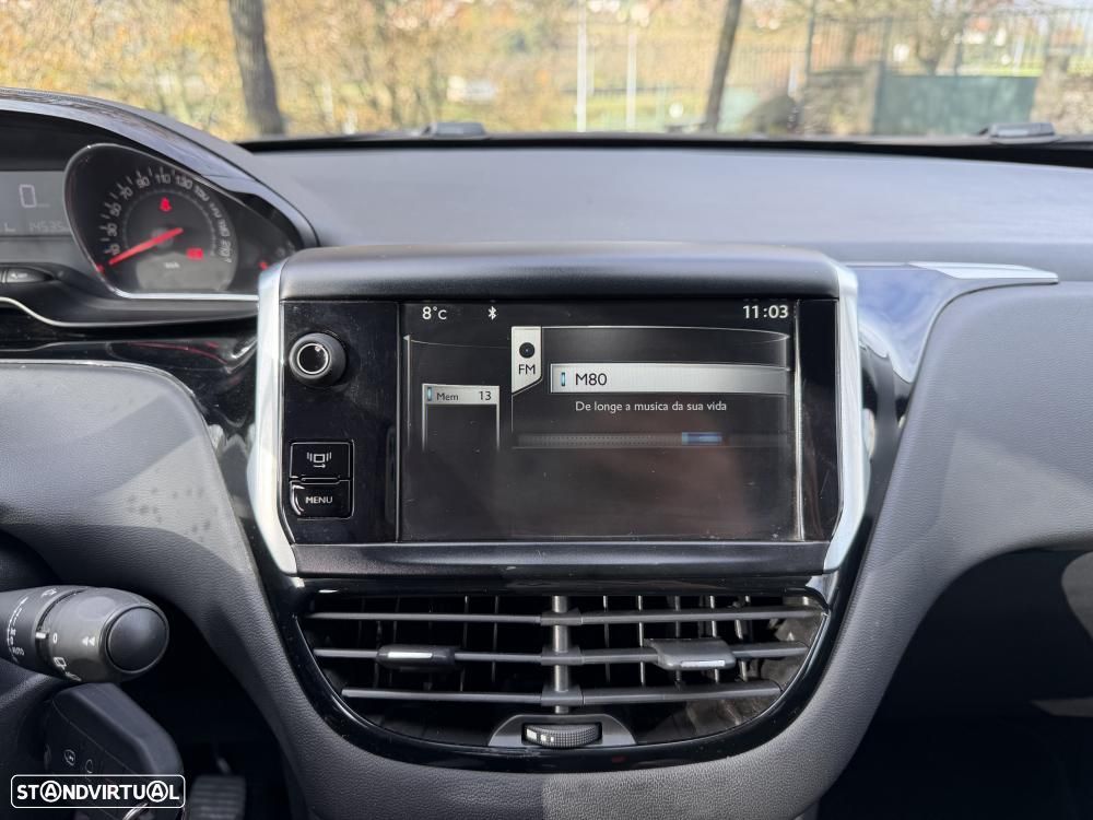 Peugeot 208 1.4 HDi Active - 25