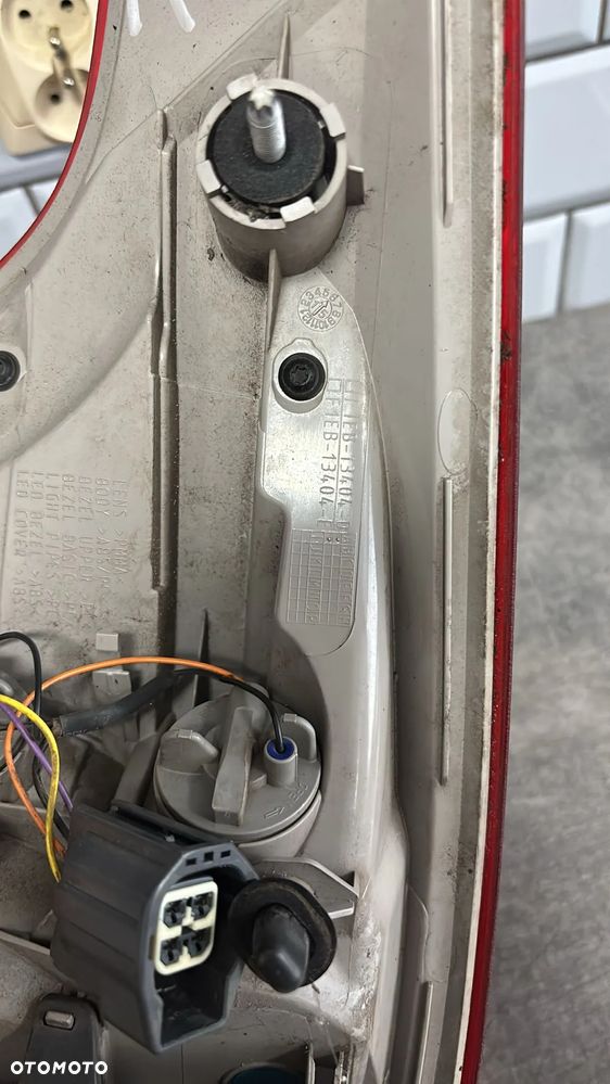 Ford Focus Mk3 Lift lampa Tylna Prawa    (147/2) - 3